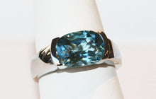 Load image into Gallery viewer, Blue Topaz Ring
