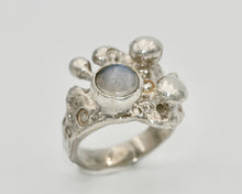 Load image into Gallery viewer, DS Moonstone 70&#39;s ring
