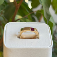 Load image into Gallery viewer, DS Square Ruby Soft Square Band
