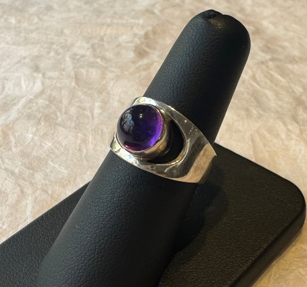 DS Sterling Silver Amethyst Cigar Band with Cutouts