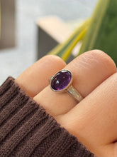 Load image into Gallery viewer, DS Sterling Silver Oval Cabochon Amethyst Ring
