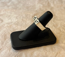 Load image into Gallery viewer, DS Sterling Silver L Ring
