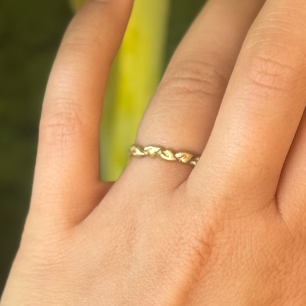 DS Vine of Hearts Gold Ring