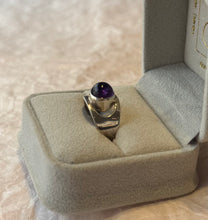 Load image into Gallery viewer, DS Sterling Silver Amethyst Cigar Band with Cutouts
