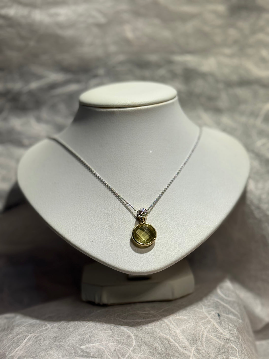 Green Quartz White Gold Necklace