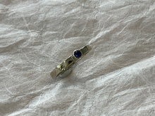 Load image into Gallery viewer, DS Ceylon Sapphire Bezel Ring

