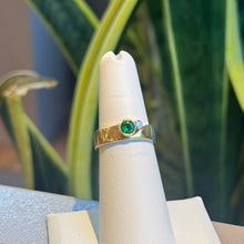 Load image into Gallery viewer, DS Tsavorite Garnet and Diamond Bezel Set Gold Band
