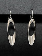 Load image into Gallery viewer, DS Open Oval Earrings
