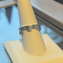 Load image into Gallery viewer, DS Puzzle Band
