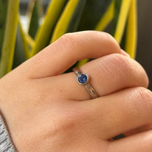 Load image into Gallery viewer, DS Ceylon Sapphire Bezel Set White Gold Ring

