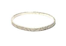 Load image into Gallery viewer, DS Carved Bangle, matte
